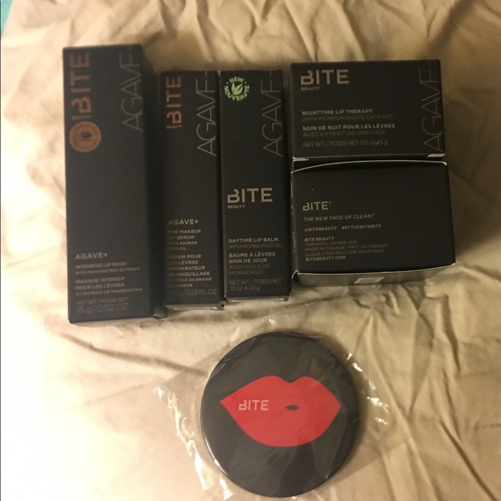 SOLD‼️NEW💋BITE BEAUTY-Lip Agave 7pc lip kit
